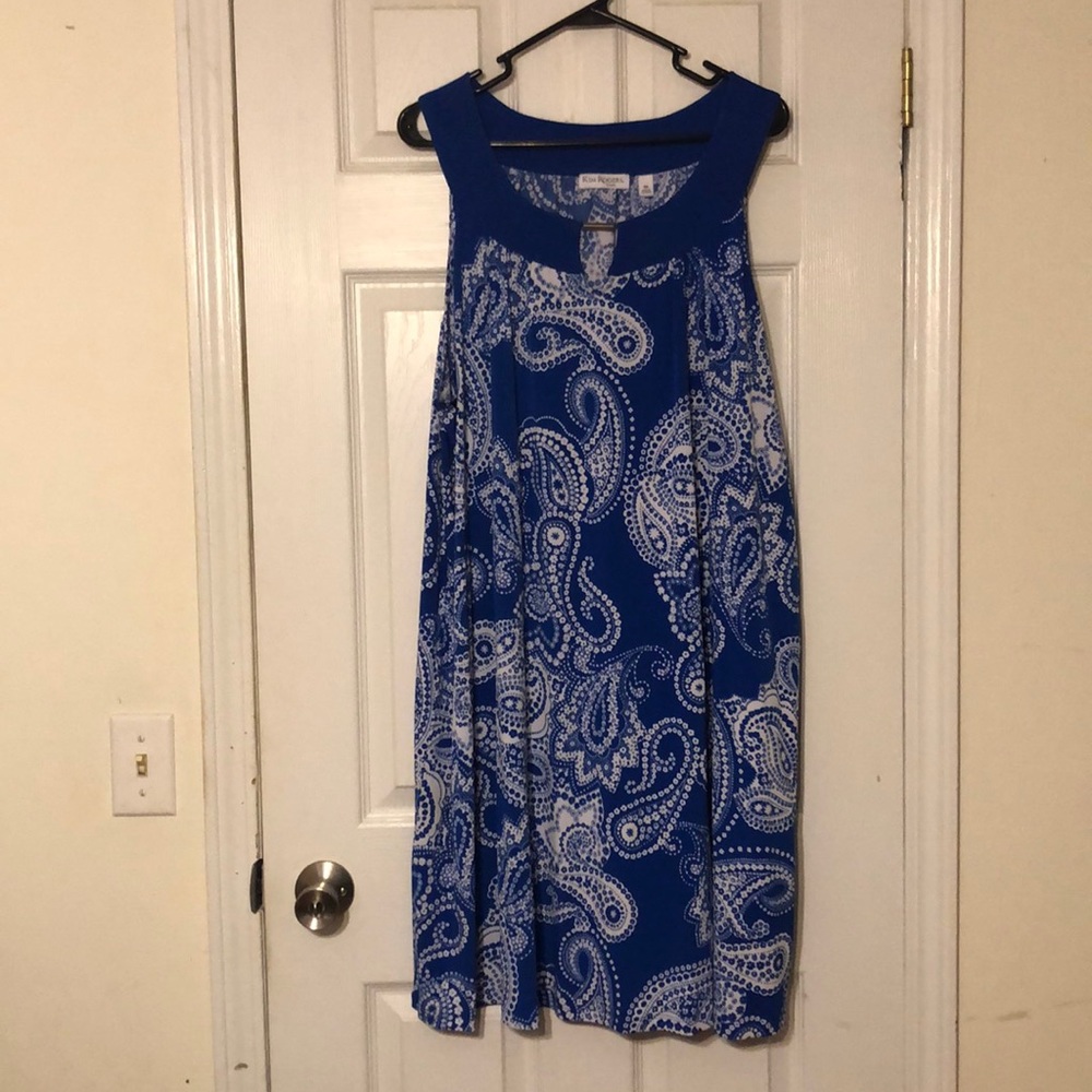 Kim Rogers 3x blue and white dress